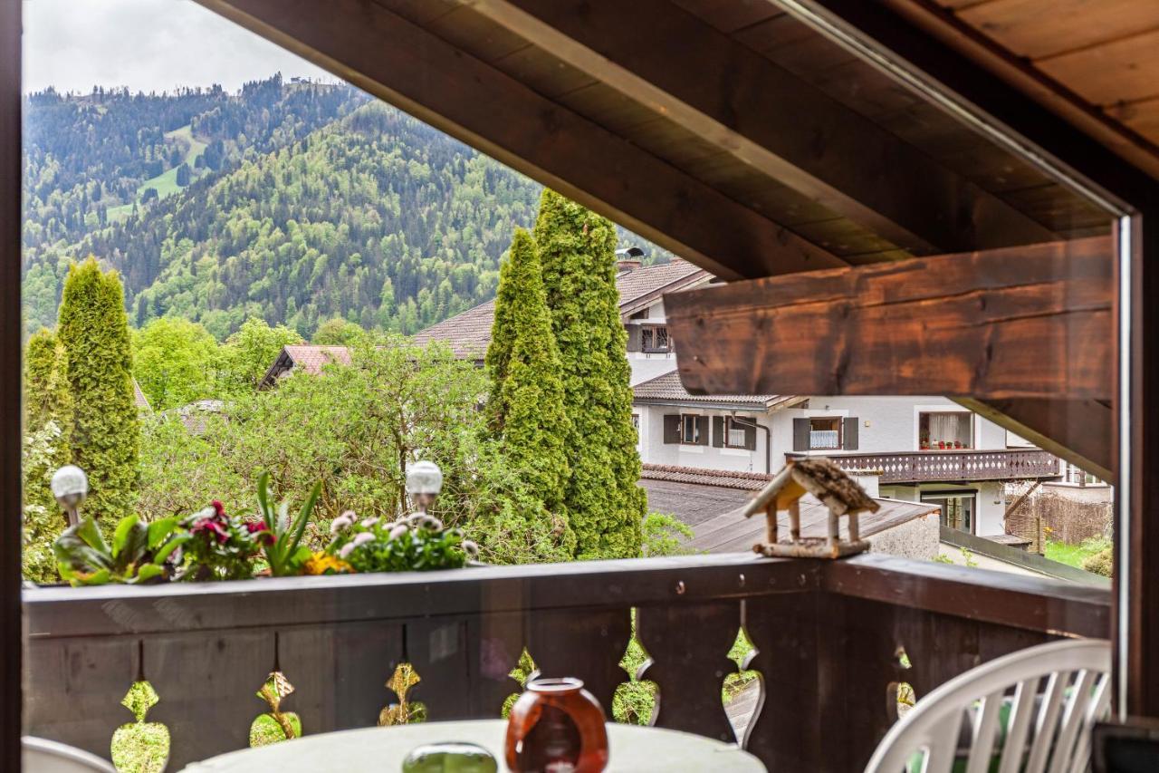 Aurikel Lägenhet Garmisch-Partenkirchen Exteriör bild
